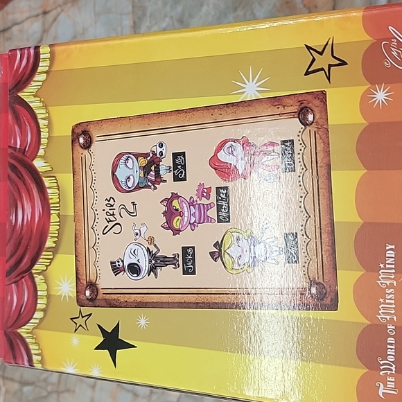 Disney Showcase Collection Jessica Rabbit - Picture 3 of 4